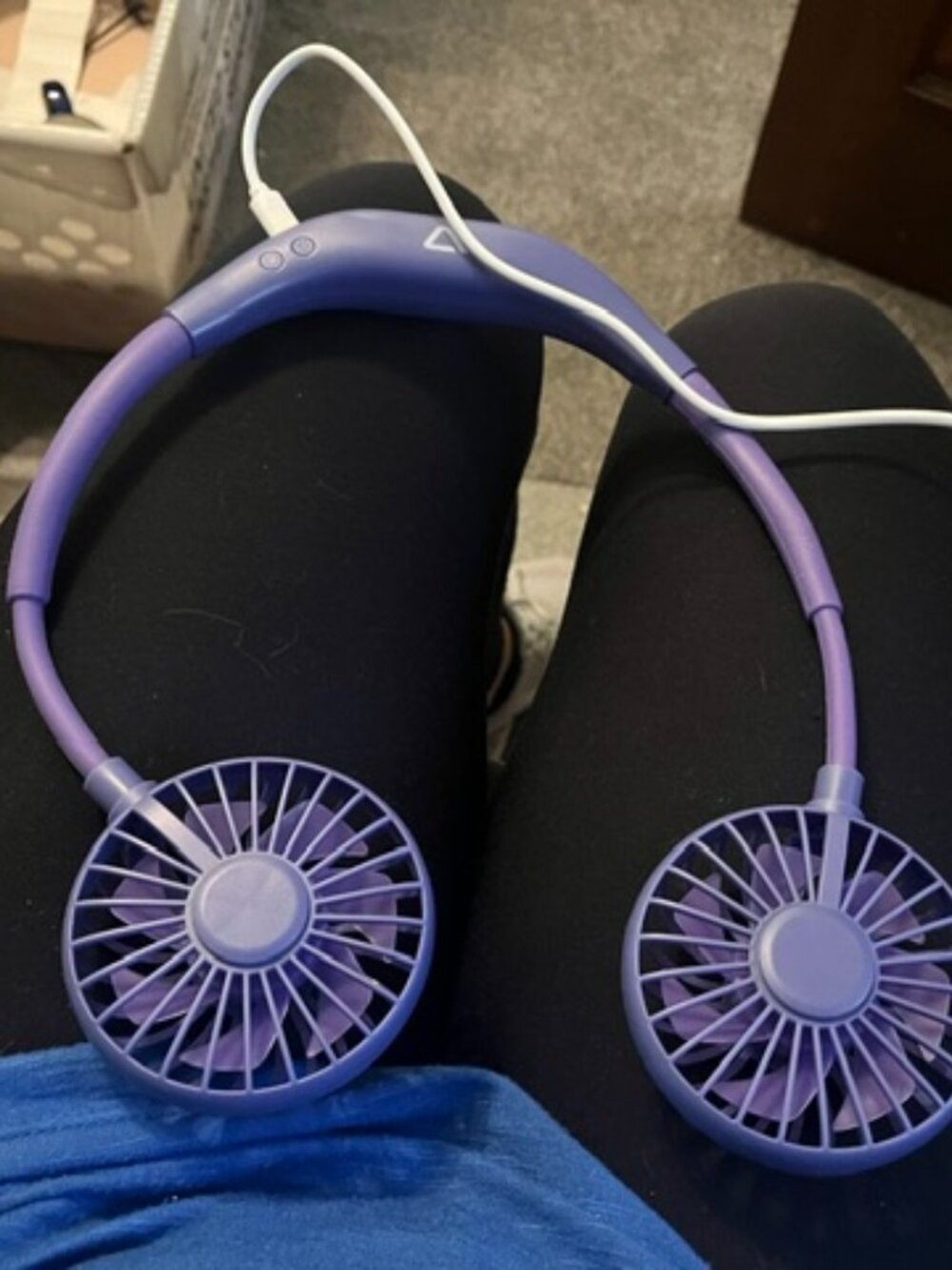 Rechargeable Neck Fans w/USB Charging Cable